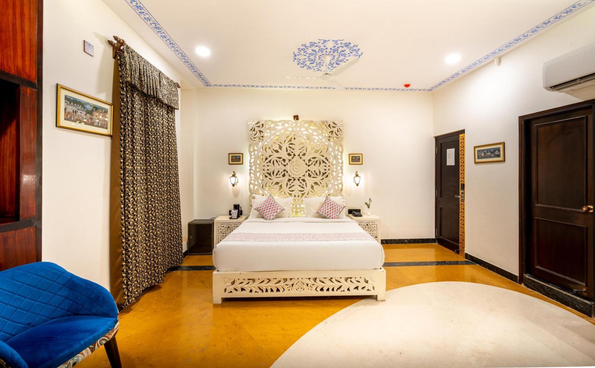 Hotel The Chronicles - Near The Pichola 3*