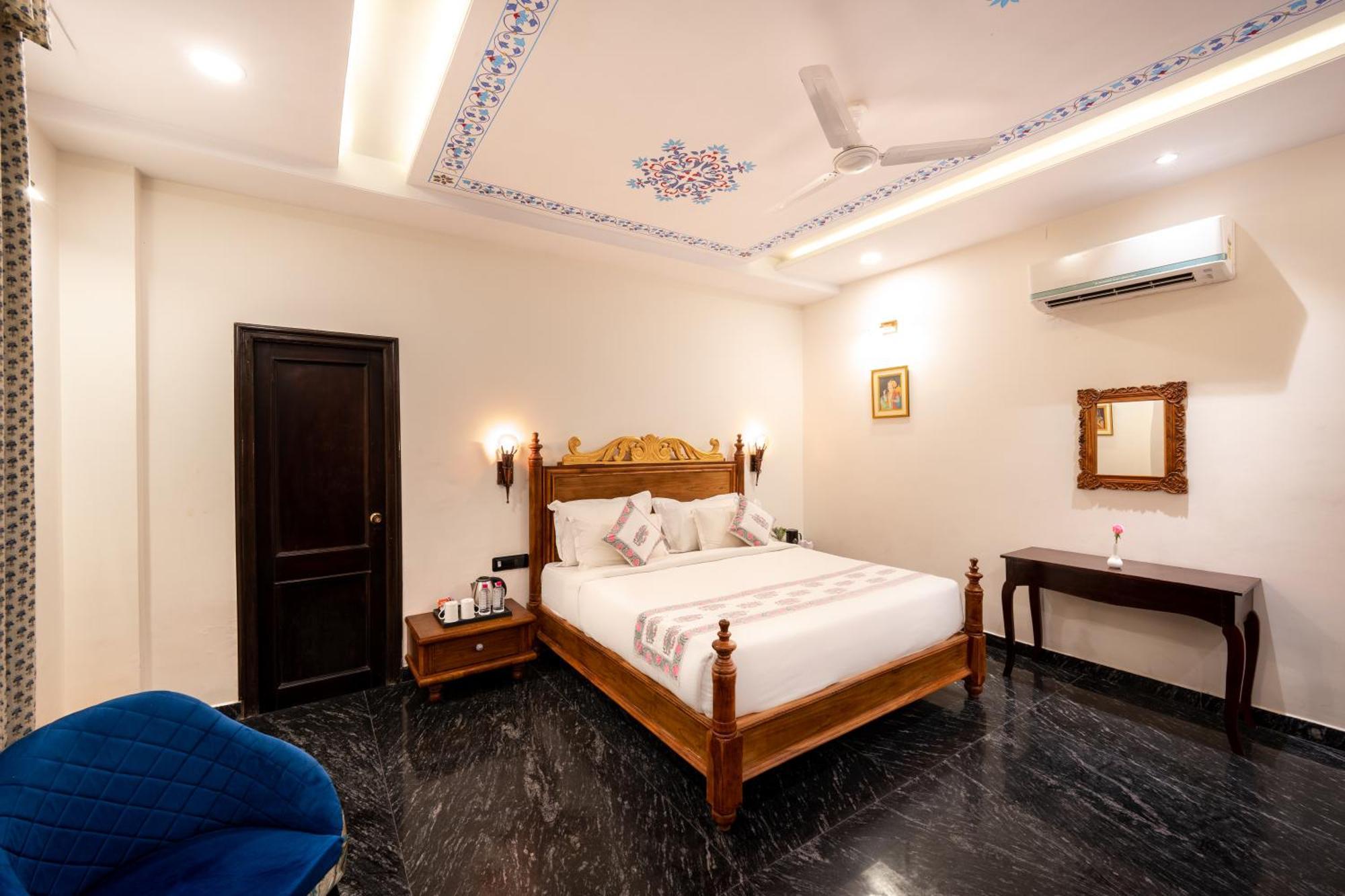 Hotel The Chronicles - Near The Pichola 3*